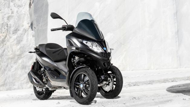 Piaggio Beverly & MP3: Νέα Deep Black έκδοση 